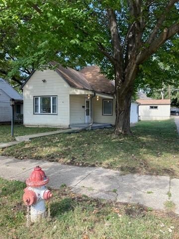 2947 Edmond St, Saint Joseph, MO 64501