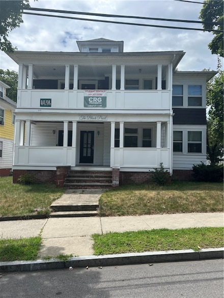 98 Eaton St, Providence, RI 02908
