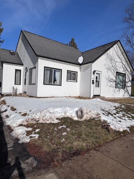 609 N Stevens St, Rhinelander, WI 54501