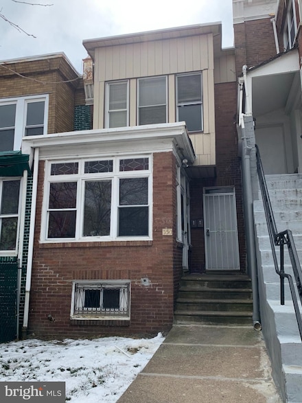 550 W Wyoming Ave, Philadelphia, PA 19140