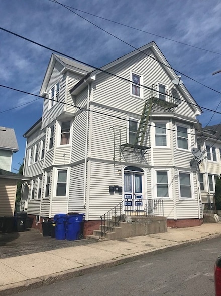 19 Barney Ave, Pawtucket, RI 02860