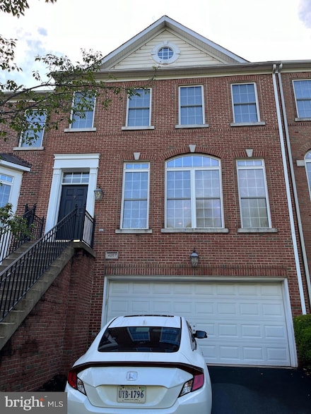 4257 Upper Park Dr, Fairfax, VA 22030