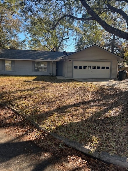 90 Glynn Marsh Ct, Brunswick, GA 31525