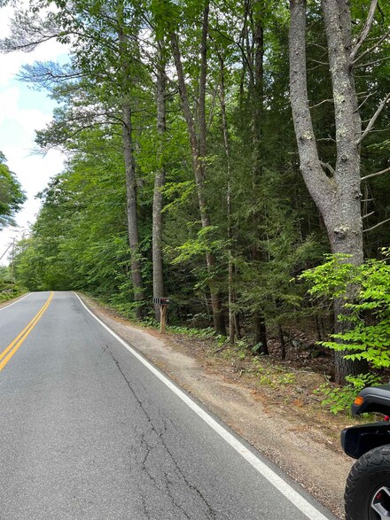 213 North Rd, Sandown, NH 03873