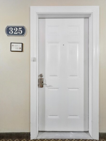 180 Grace Chapel Rd Unit 325, Blue Eye, MO 65611