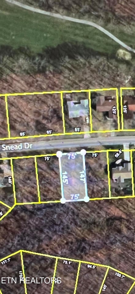 232 Snead Dr, Crossville, TN 38558