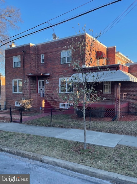 701 Crittenden St NE, Washington, DC 20017