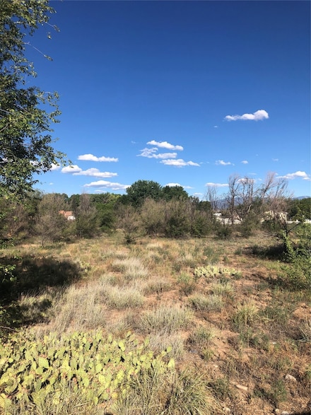 909 N Railroad Ave, Española, NM 87532