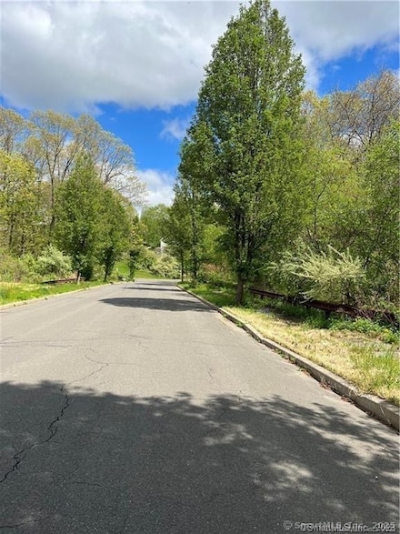 0 Westover Dr, Naugatuck, CT 06770