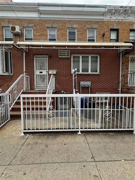 1762 64th St, Brooklyn, NY 11204