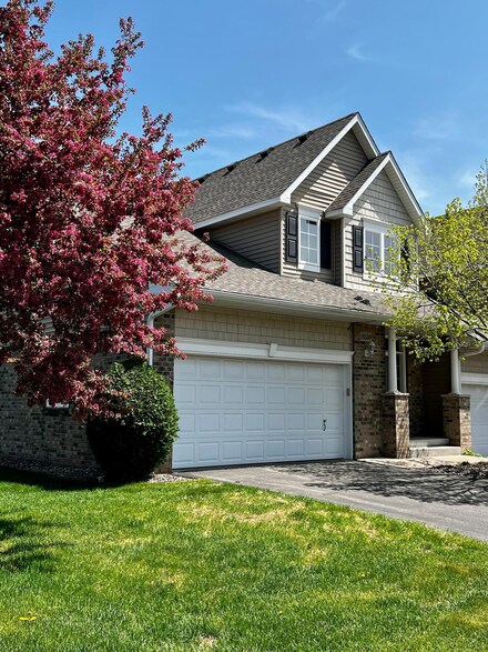 18599 Tyler St NW, Elk River, MN 55330