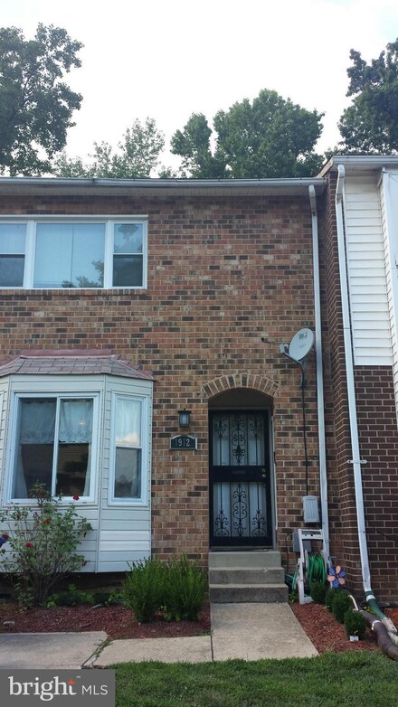 1912 Valley Terrace SE, Washington, DC 20032