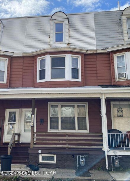 118 E Maple St, Hazleton, PA 18201
