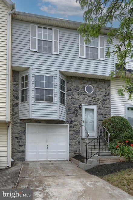 288 Lincoln Ave, Harrisburg, PA 17111