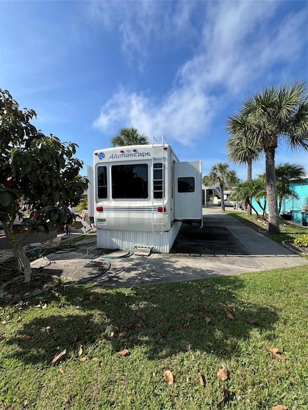 6571 SE 55th St, Okeechobee, FL 34974