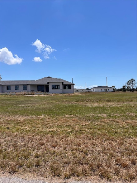 15 Rudder Ln, Rotonda Sands, FL 33946