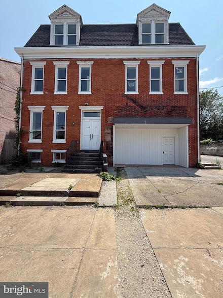 238 E Philadelphia St Unit 5, York, PA 17403