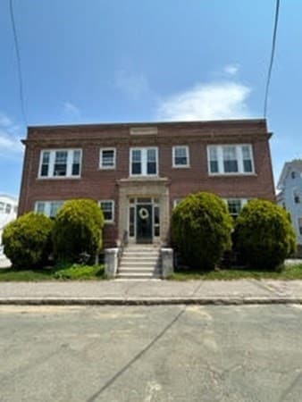 21 Sanborn St Unit 6, Reading, MA 01867