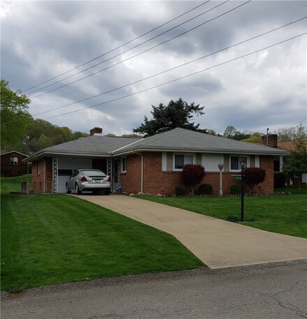 2220 Cypress Dr, White Oak, PA 15131