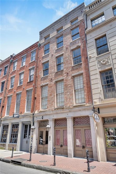 220 Decatur St Unit 302, New Orleans, LA 70130