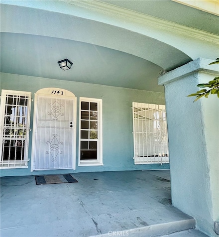 1143 S Manhattan Place, Los Angeles, CA 90019