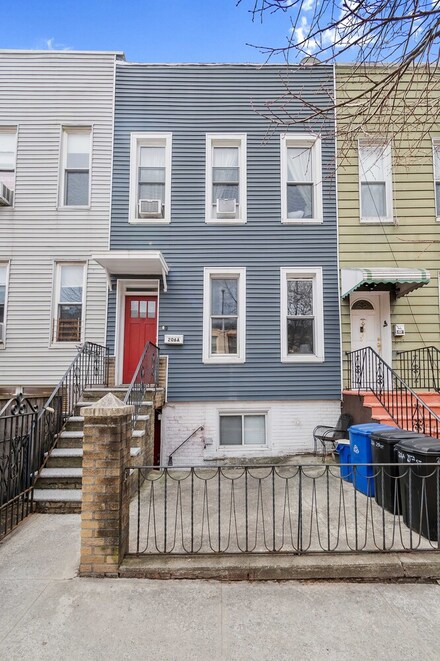 206A 29th St, Greenwood Heights, NY 11232