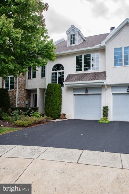 305 Newport Place Unit 305, Exton, PA 19341