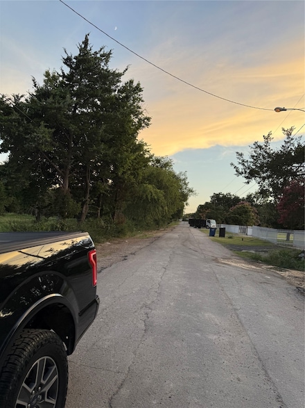 4331 Memory Lane Blvd, Dallas, TX 75241