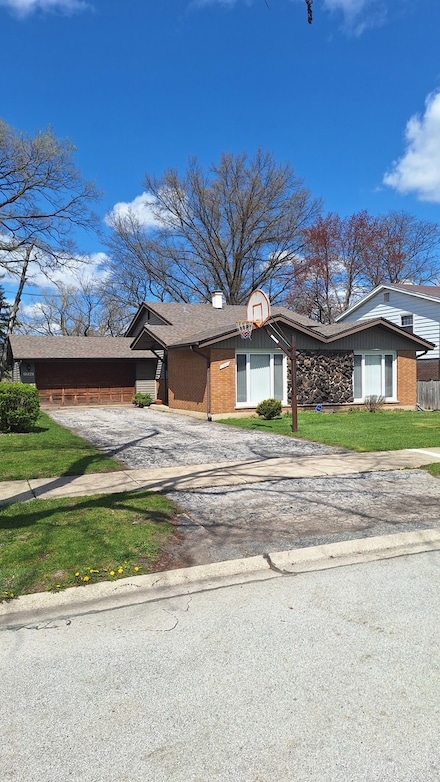 1344 Jeffery Dr, Homewood, IL 60430