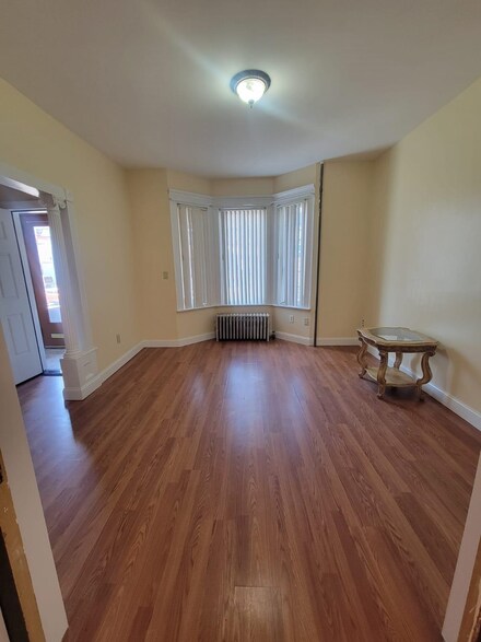 54 Warner Ave Unit 1, Jersey City, NJ 07305
