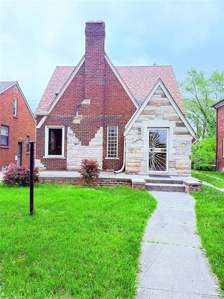 16744 Fenmore St, Detroit, MI 48235