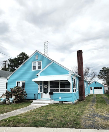 6341 Mumford St, Chincoteague Island, VA 23336