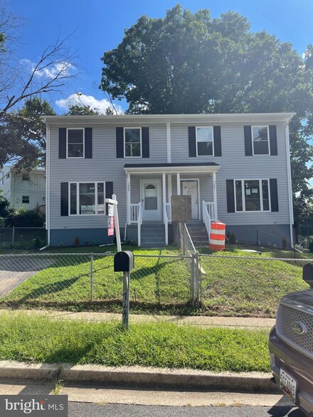 7249 Joplin St, Capitol Heights, MD 20743