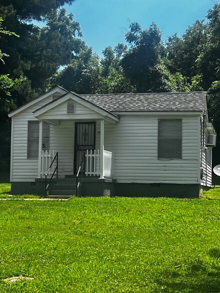 1743 Cleoford Ave, Memphis, TN 38127