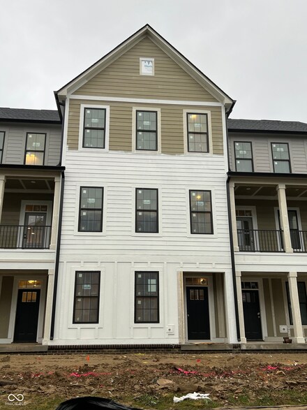 464 W Smoky Row Rd, Carmel, IN 46032