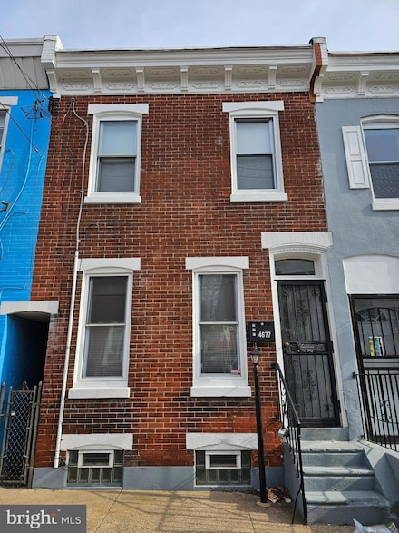 4677 Mulberry St, Philadelphia, PA 19124