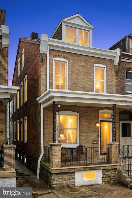 407 Rector St, Philadelphia, PA 19128