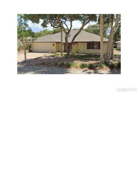 807 Maple St, New Smyrna Beach, FL 32169