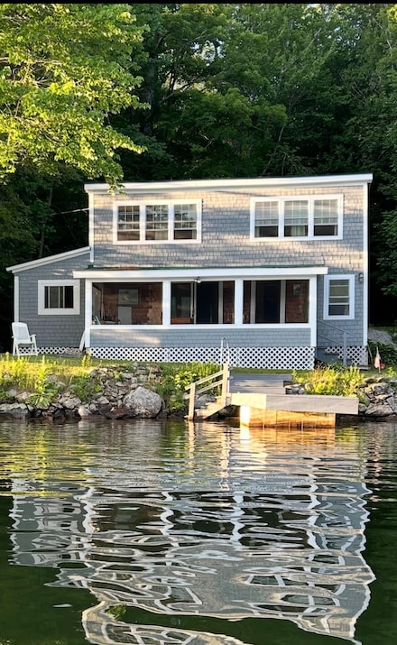 491 The Ln, Peacham, VT 05862