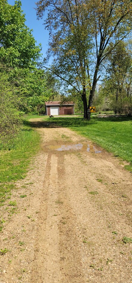 2429 Mckinley St, Kalamazoo, MI 49004