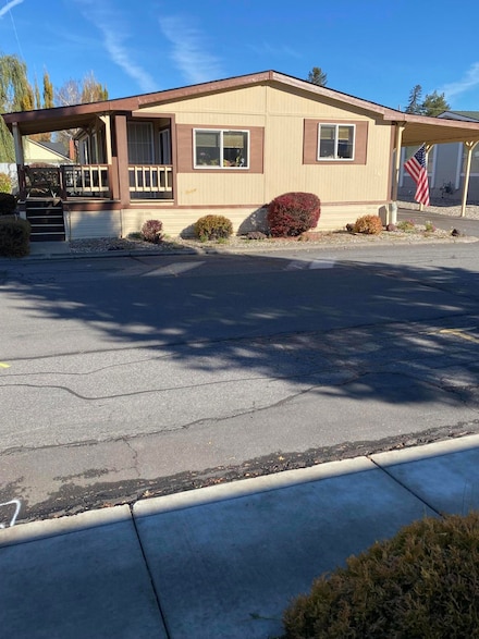 4200 Summers Ln Unit 10, Klamath Falls, OR 97603