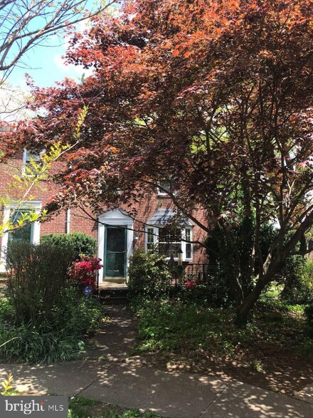 7201 Lanark Rd, Baltimore, MD 21212