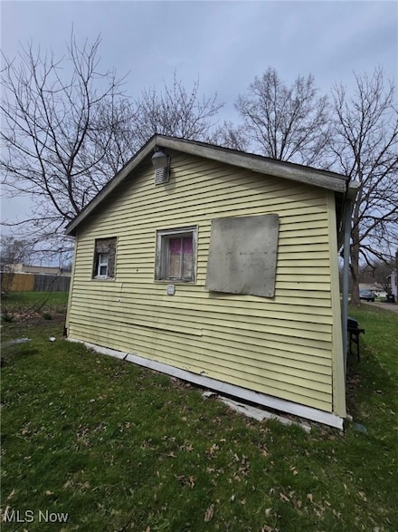 4385 Burkey Rd, Youngstown, OH 44515