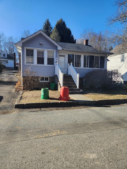 24 Hamilton Ave, Sloatsburg, NY 10974