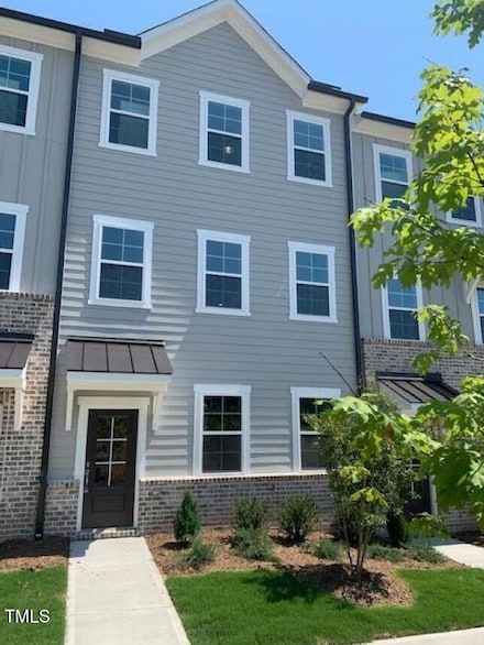 545 Bistre Dr, Cary, NC 27519