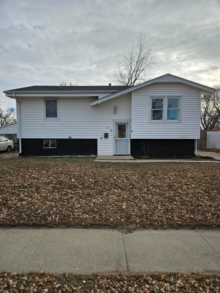 1203 Avenue O, Carter Lake, IA 51510