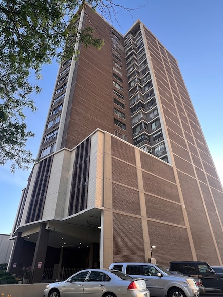 6325 N Sheridan Rd Unit 606, Chicago, IL 60660