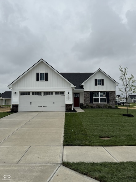 1202 Brightwood Cir, Greenfield, IN 46140