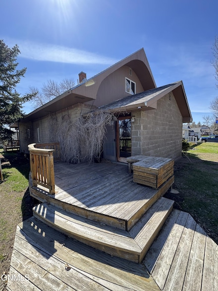 314 Hammond St, Medicine Lake, MT 59247