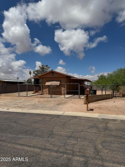 1597 N Wood St, Casa Grande, AZ 85122